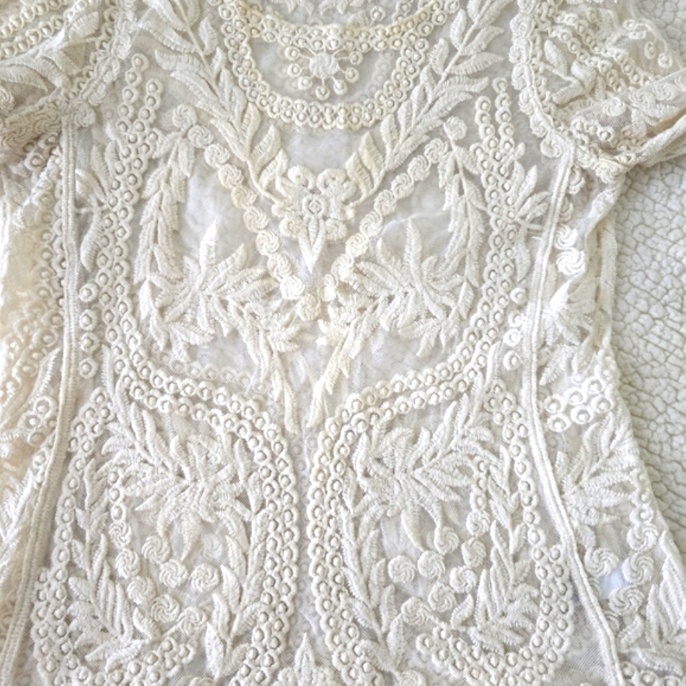 Express Cream Lace Women's Top size XS - Picture 10 of 13